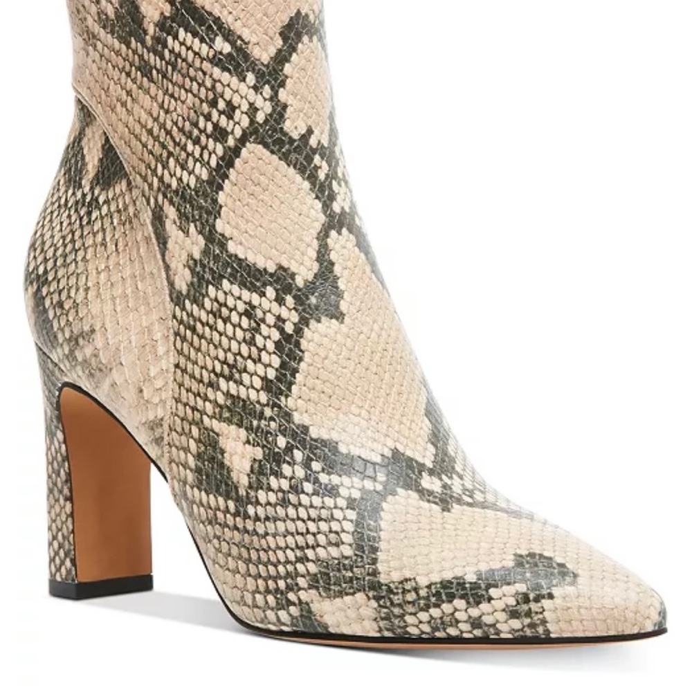 Python Boots Steve Madden + ways to style!
